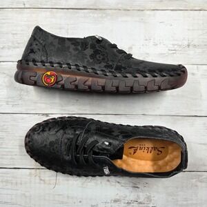 Salkin Walking Shoes Women 37(US 6.5) Black Floral Embossed Lace Up
